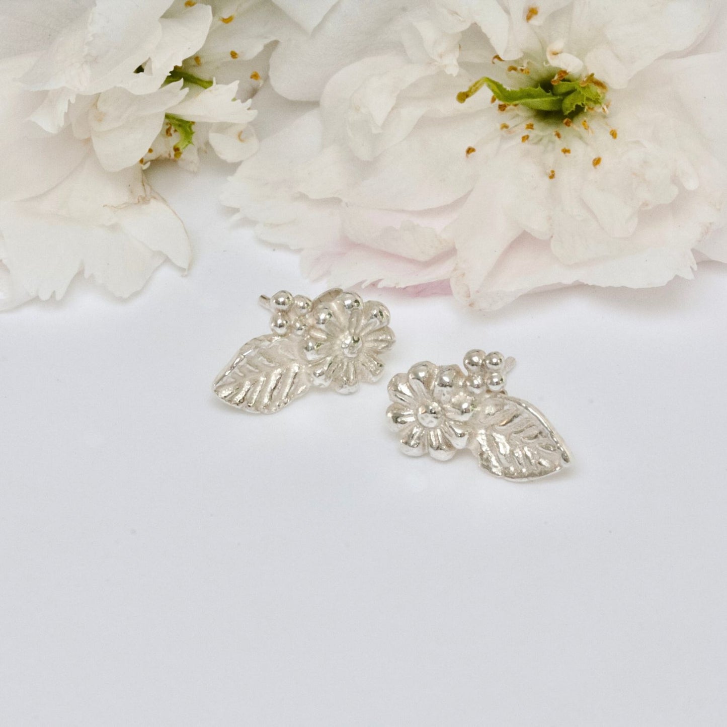 wildflower silver daisy stud earrings