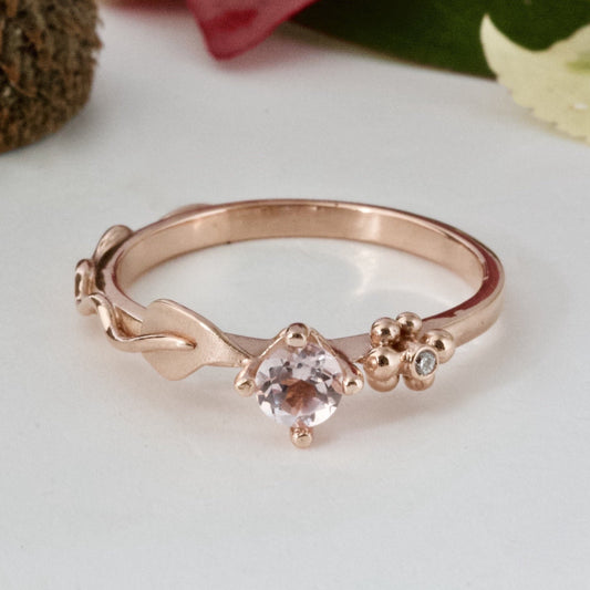 rose gold and morganite engagement ring